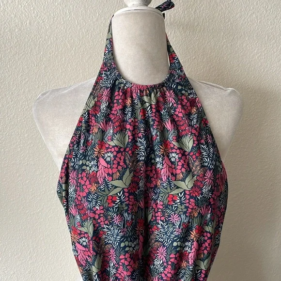 Hermosa - Genevieve High Halter Neck Sash Tie One-Piece Swimsuit - Picture 4 of 8